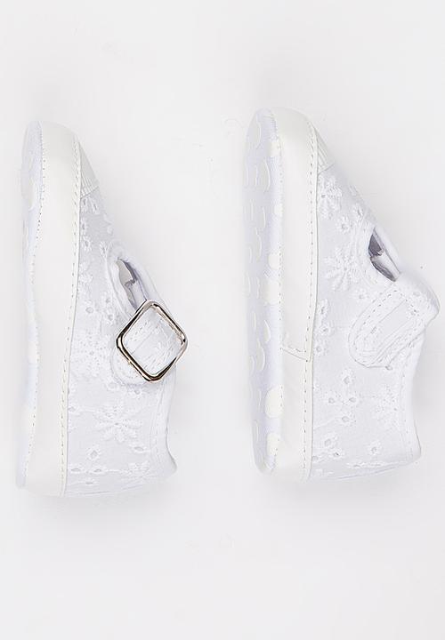Pop Candy - Anglaise Mary Janes Pump White