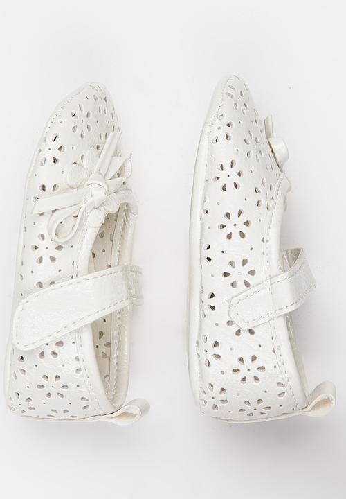 Pop Candy - Cut-Out Pumps White
