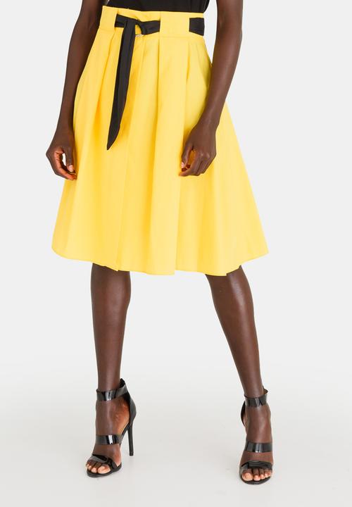 STYLE REPUBLIC - Contrast Belt Skirt Yellow