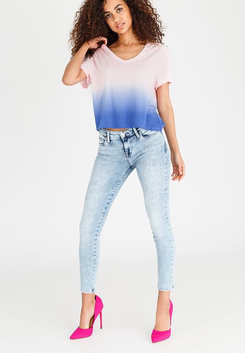 GUESS - Guess Deep V Easy Logo Tee Pale Purple