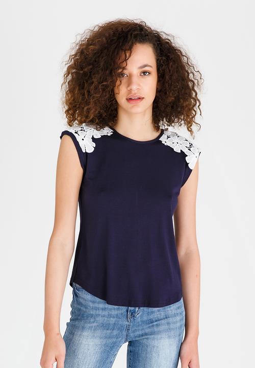 edit - Lace Trim Tee Navy