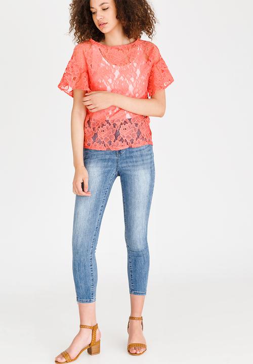 edit - Boxy Shape Bell Sleeve Lace Top Coral