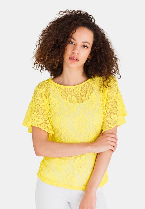 edit - Boxy Shape Bell Sleeve Lace Top Yellow