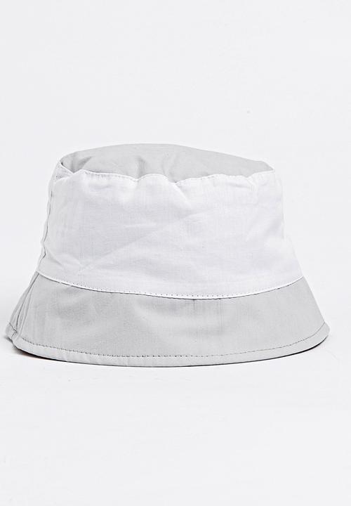 Character Baby - Tiny tatty teddy bucket hat - grey 