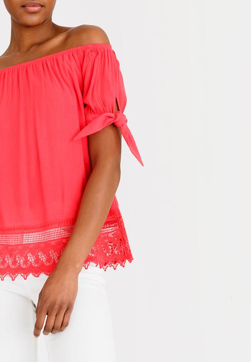 Vero Moda - Aya Off-the-shoulder Top Red