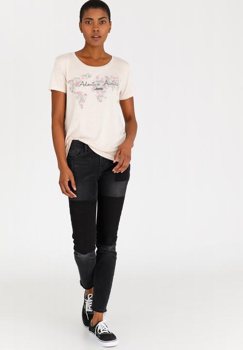 JEEP - Printed Scoop Neck Tee Stone