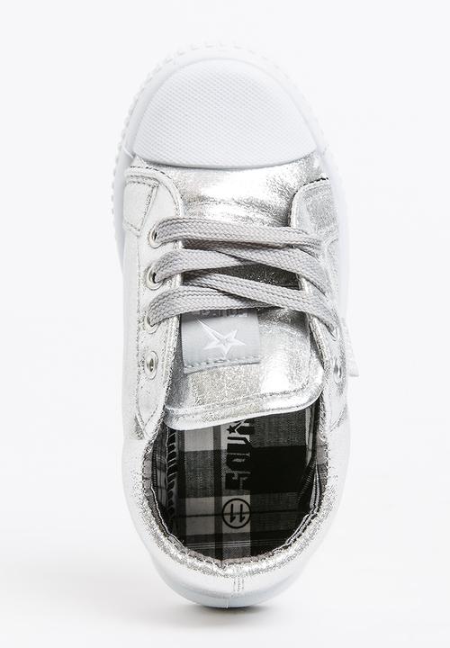 SOVIET - RIO Summer Sneaker Silver