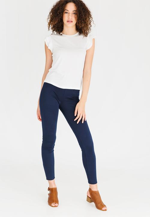 edit - Knit Top with Ruffle Sleeves White