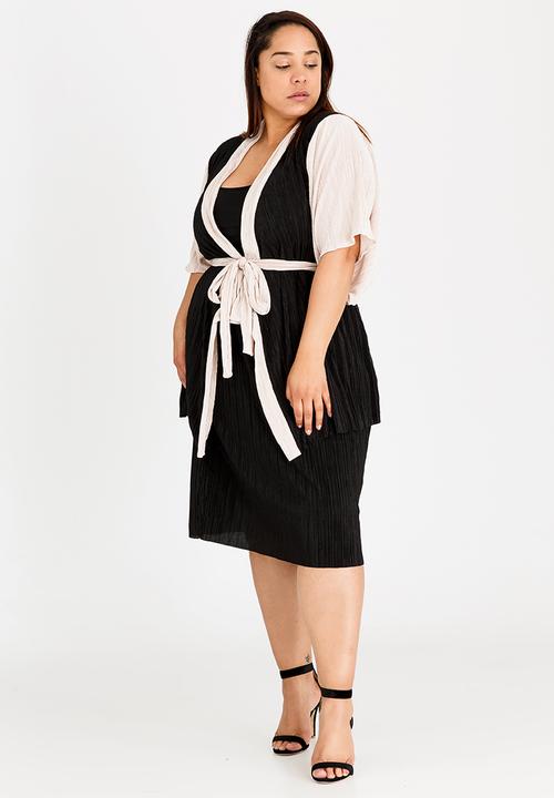 RUFF TUNG - Pleated Kimono Top with Belt Black