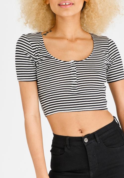 c(inch) - Cropped Ribbed T-shirt Black and White