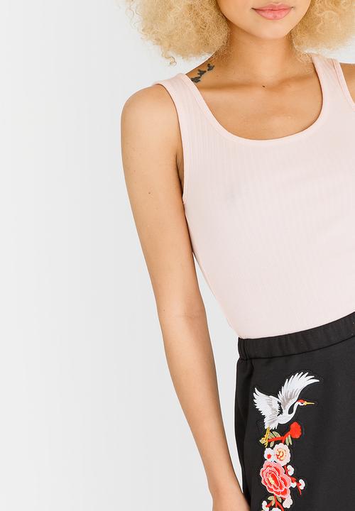 c(inch) - Basic Tank Top Pale Pink
