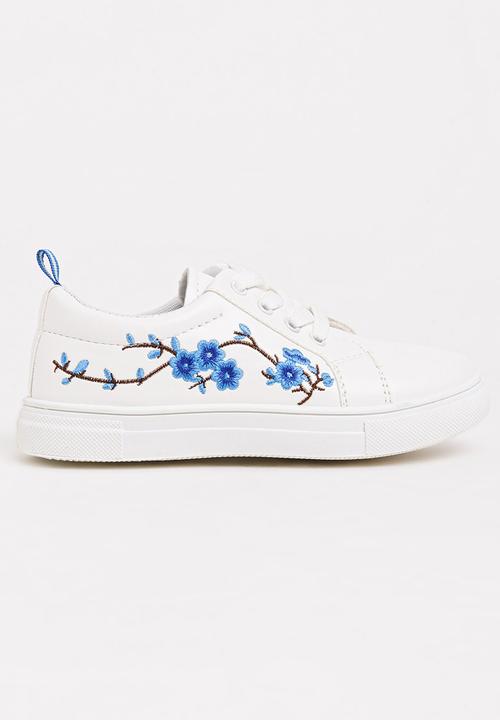 embroidered white sneakers