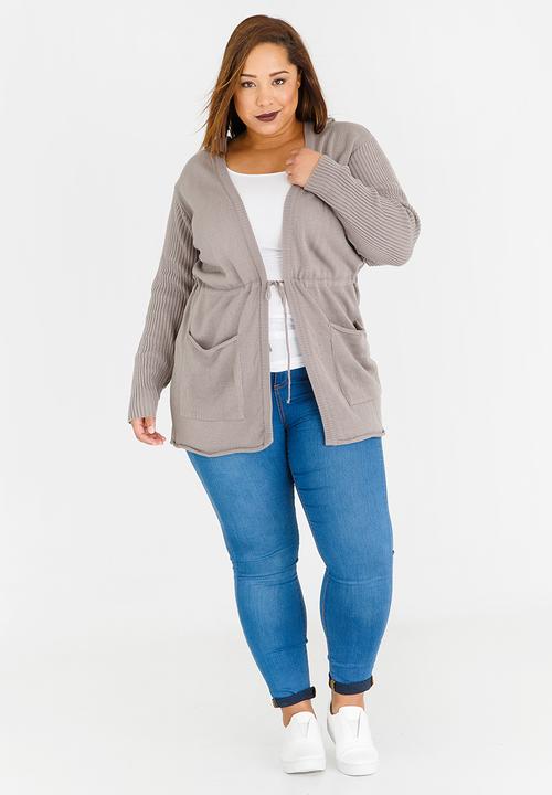 edit Plus - Hooded Knit Grey