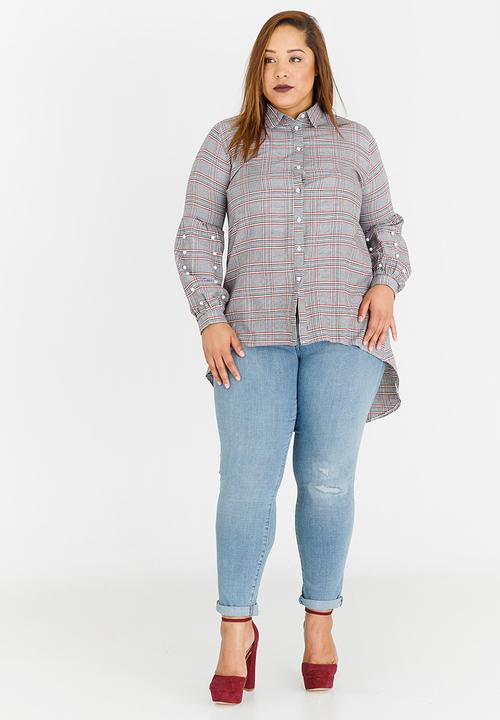 STYLE REPUBLIC PLUS - Pearl Detail Volume Sleeve Shirt Red
