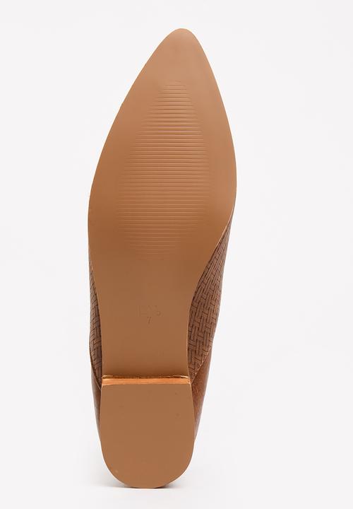 Dolce Vita - Stetson Elastic Detail Ankle Boots Tan