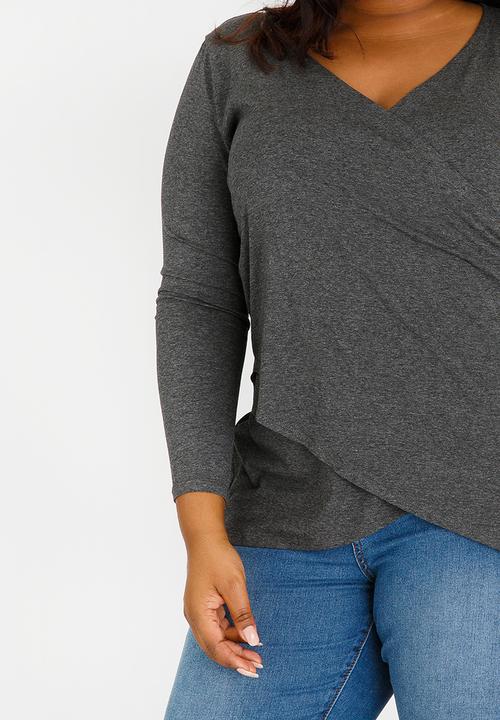 STYLE REPUBLIC PLUS - Wrap Top Charcoal