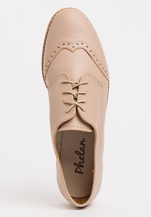Phelan - Leather Floral Detail Lace-ups Nude