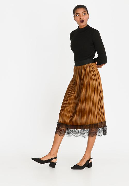 edit - Lace Trim Velour Skirt Mid Brown