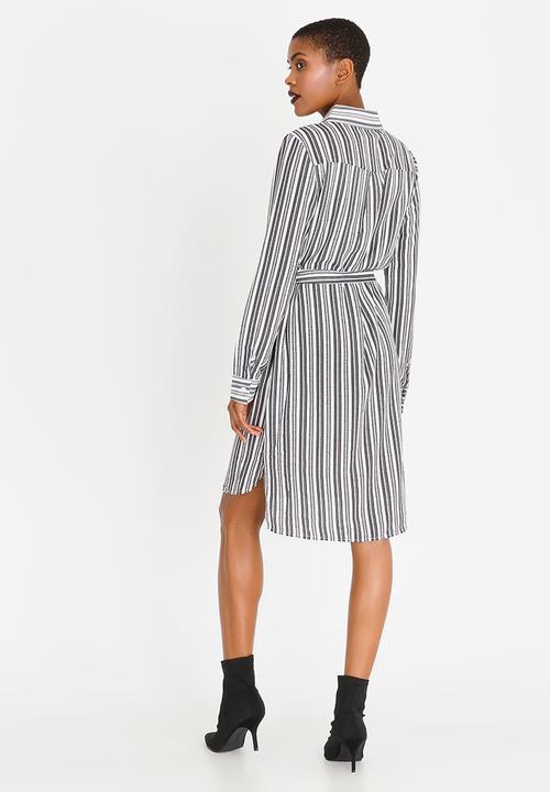 CRAVE - Long Sleeve Shirt Dress Black and White