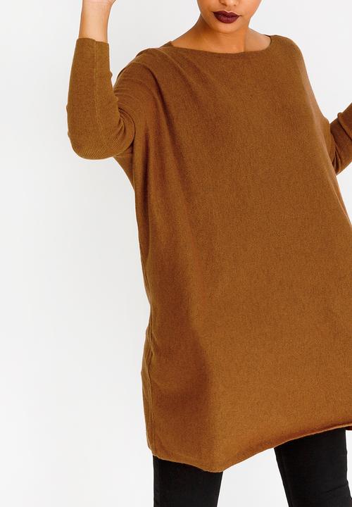Revenge - Oversized Draped Top Tan