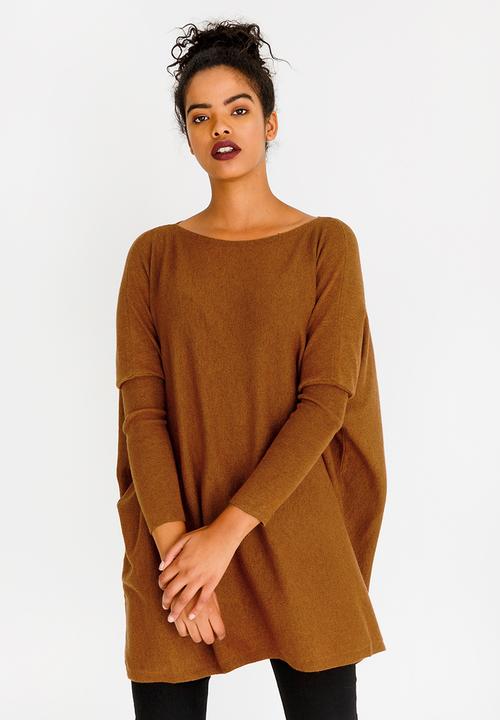 Revenge - Oversized Draped Top Tan