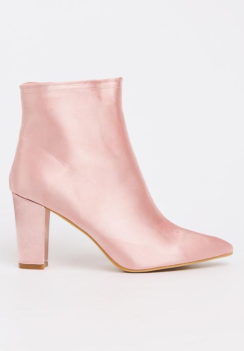 dusky pink ankle boots