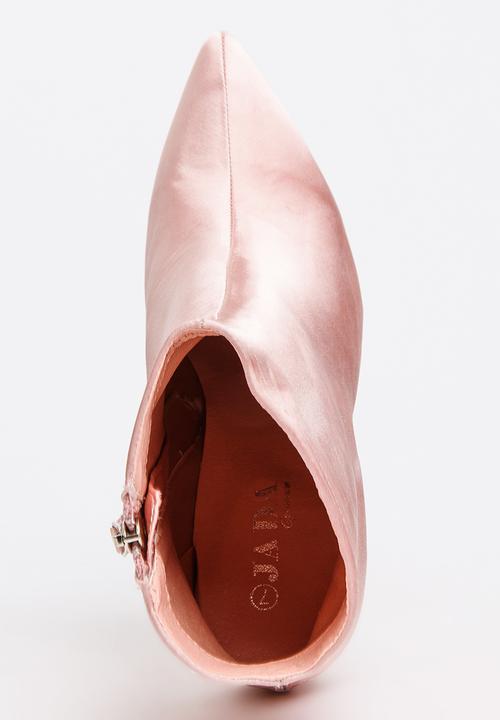 Jada - Satin Ankle Boots Pale Pink