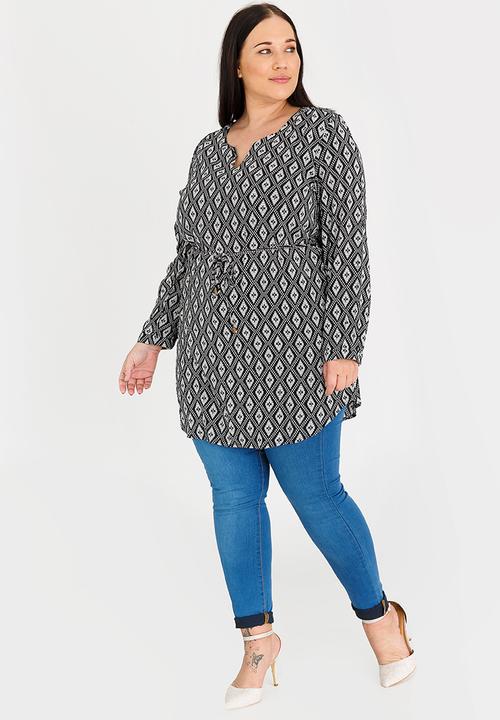 Revenge - Diamond Print Tunic Black