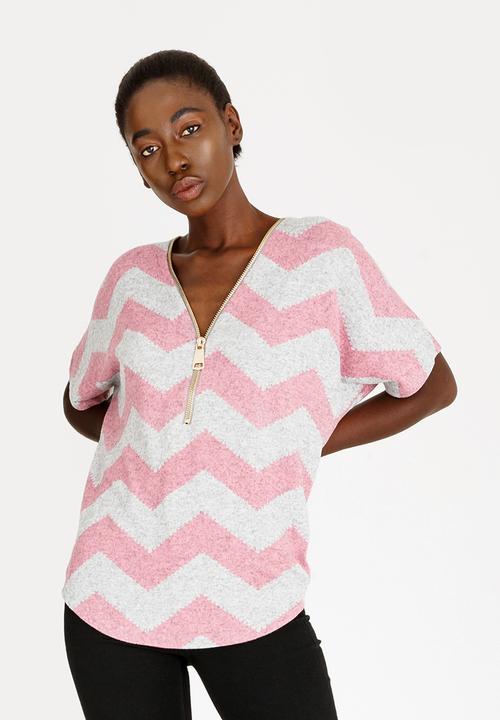 Revenge - Zig Zig Zip Detail Top Mid Pink