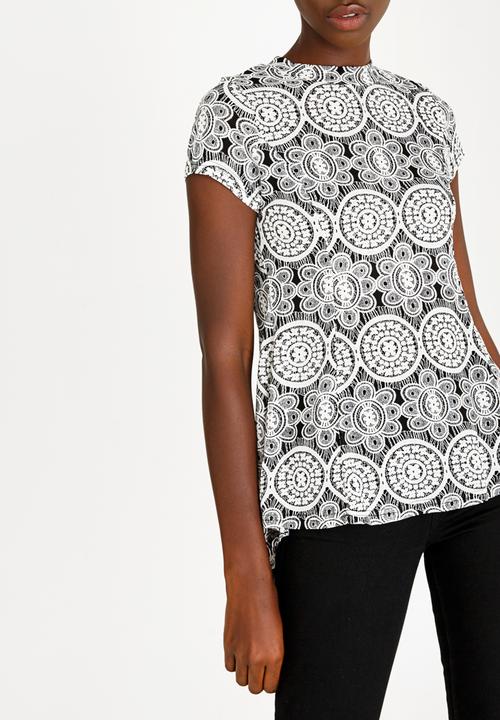 Revenge - Cap Sleeve Monochrome Top Black