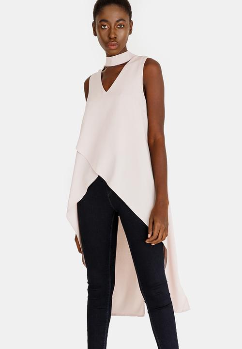 Revenge - Keyhole Wrapover Top with Dip Hem Mid Pink