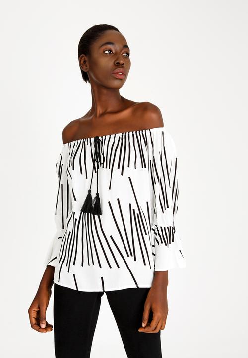 Revenge - Off Shoulder Top Black and White