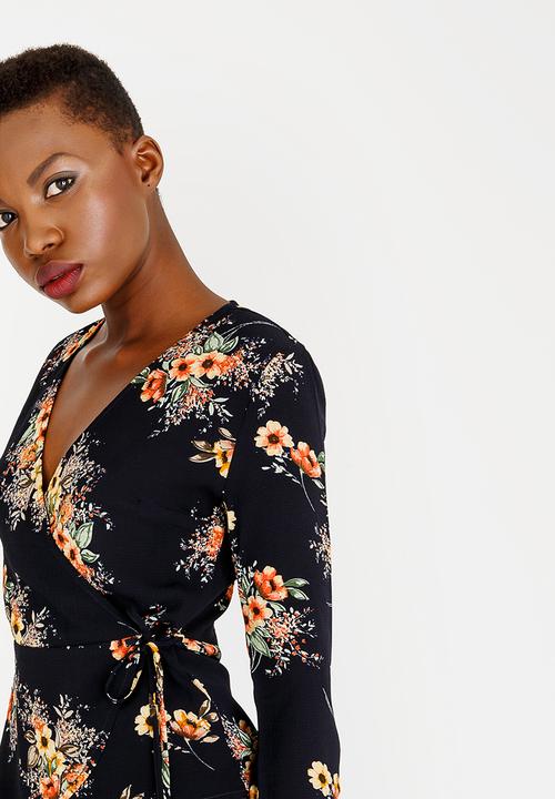 Revenge - Wrap Top Navy