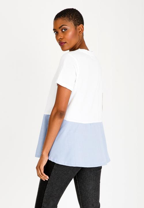 Brave Soul - Contrast Hem T-Shirt Blue and White