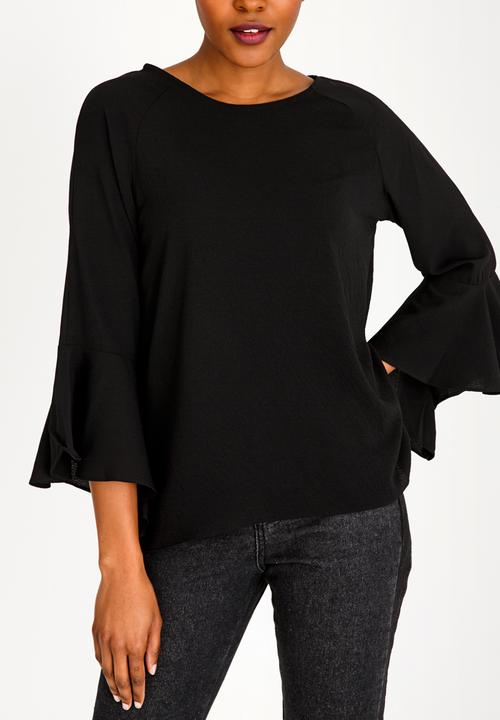 Brave Soul - Fluted Sleeve Top Black