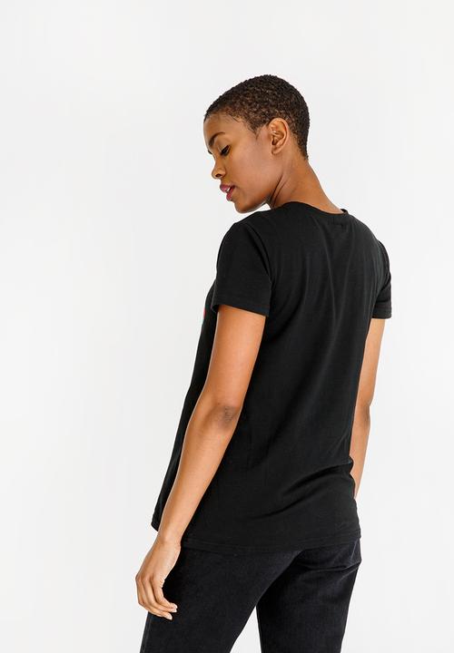 STYLE REPUBLIC - Queen T-Shirt Black