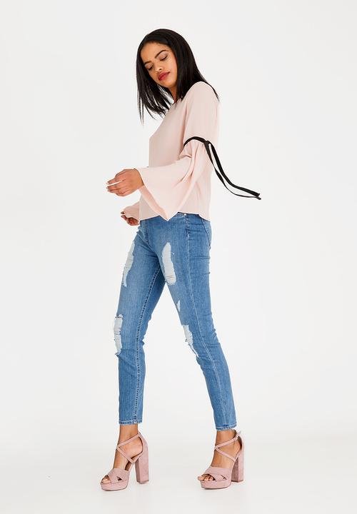 c(inch) - Bell Sleeve Blouse Pale Pink