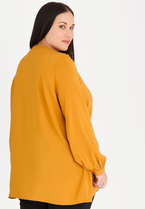 edit Plus - Henley Tunic Yellow