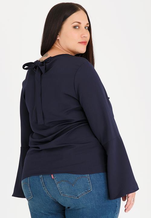 edit Plus - Loose Fit Bell Sleeve Blouse Navy