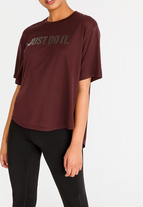 Nike - Nike Dry Short Sleeve Training Top Burgundy