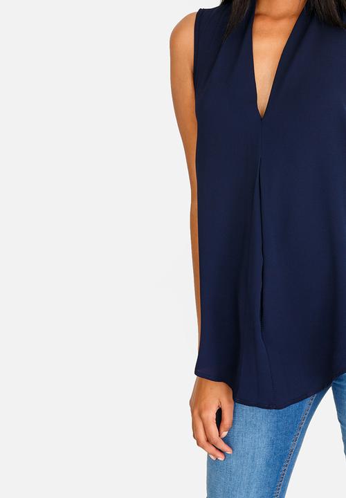 edit - V-neckline sleeveless top - navy 