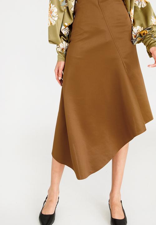 STYLE REPUBLIC - Asymmetrical Skirt Camel