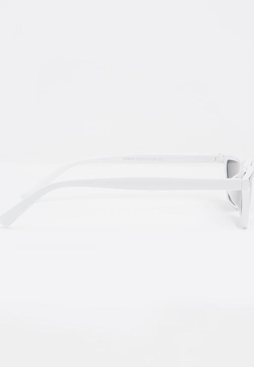 STYLE REPUBLIC - Slim Rectangle Sunglasses White