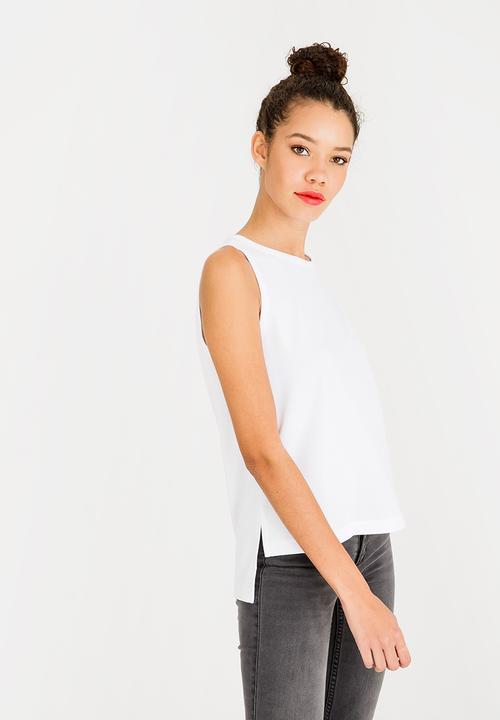 STYLE REPUBLIC - High Low Tank Top Off White