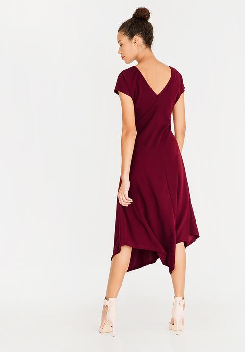 STYLE REPUBLIC - Asymmetrical Dress Burgundy
