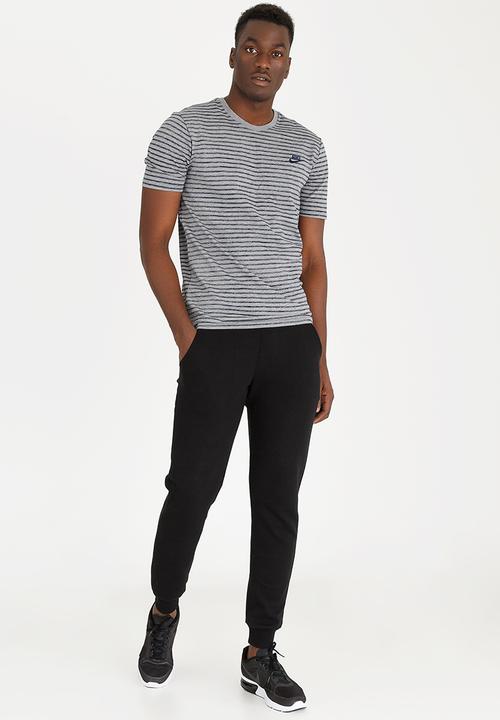 Nike - Nike Sportswear grey tee