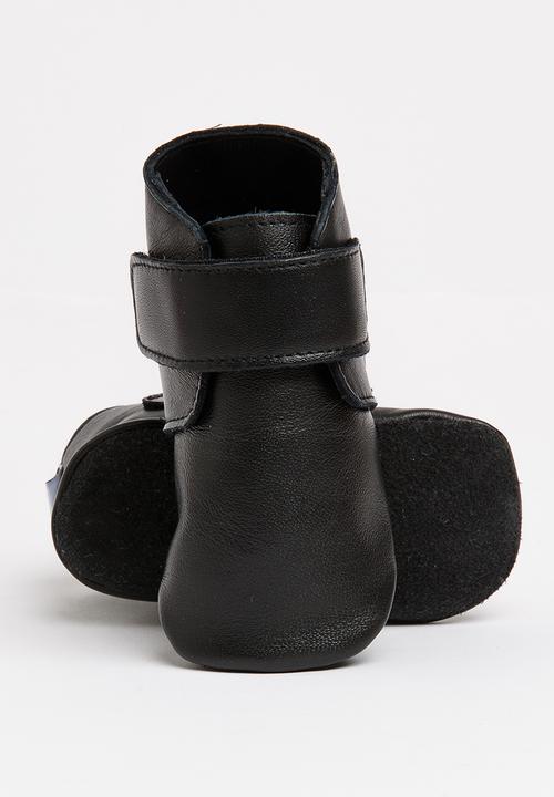 shooshoos - In The Night Bootie Black