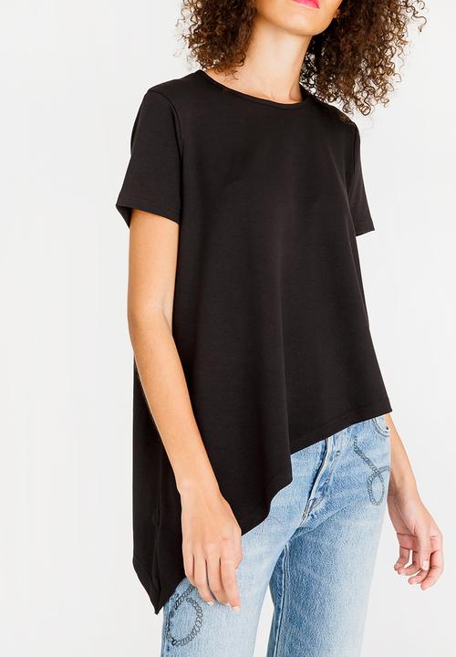 c(inch) - Asymmetrical T-Shirt Black