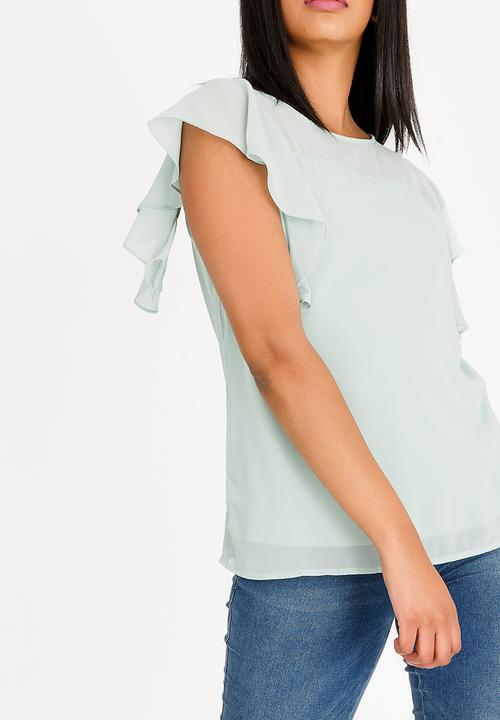 Vero Moda - Dora Ruffle Detail Top Light Green