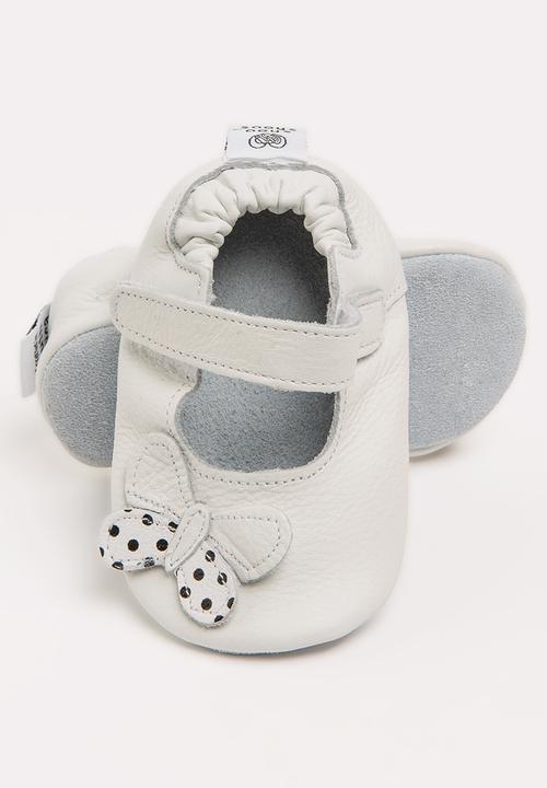 shooshoos - Miss Molly Pump White